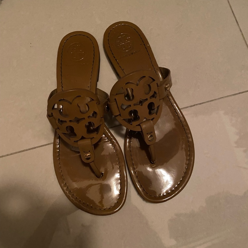 Tory Burch sandles
